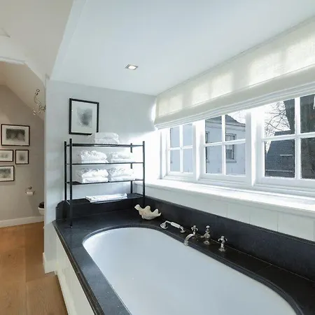 Homestay Amsterdam Mansion - De Dam *