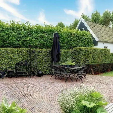 Amsterdam Mansion - De Dam